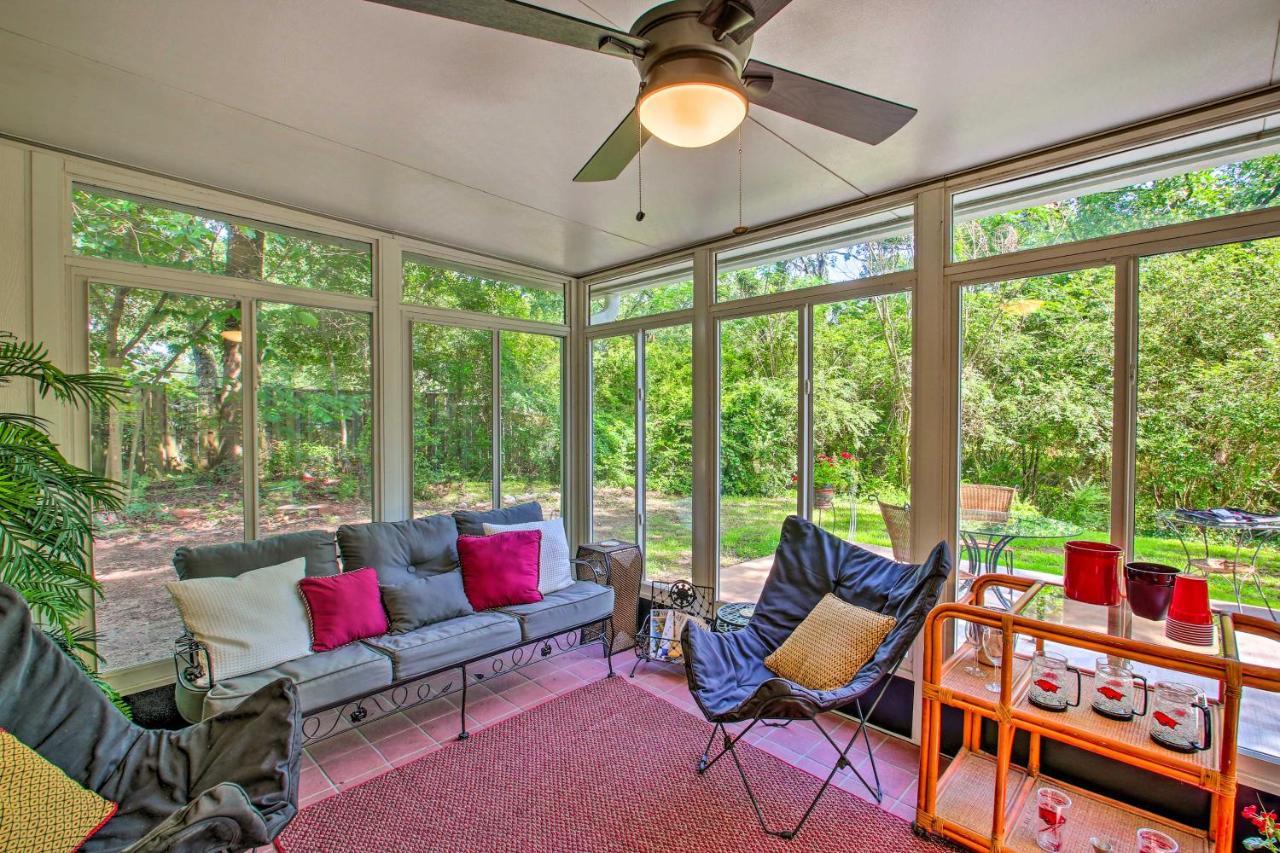 Charming Hot Springs Home With Sunroom And Yard Kültér fotó