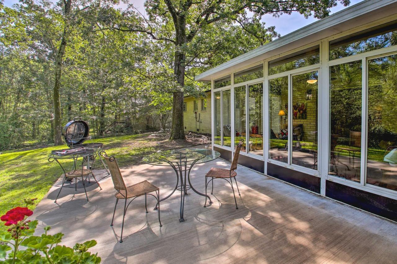 Charming Hot Springs Home With Sunroom And Yard Kültér fotó